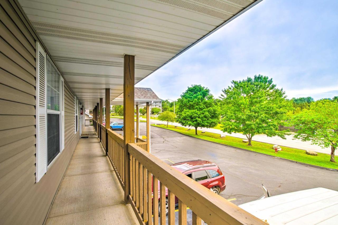 Branson Condo With Balcony - Hike, Boat And Explore! Exterior photo